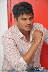 Shiva Raj Kanumuri Interview About Jayammu Nischayammu Raa